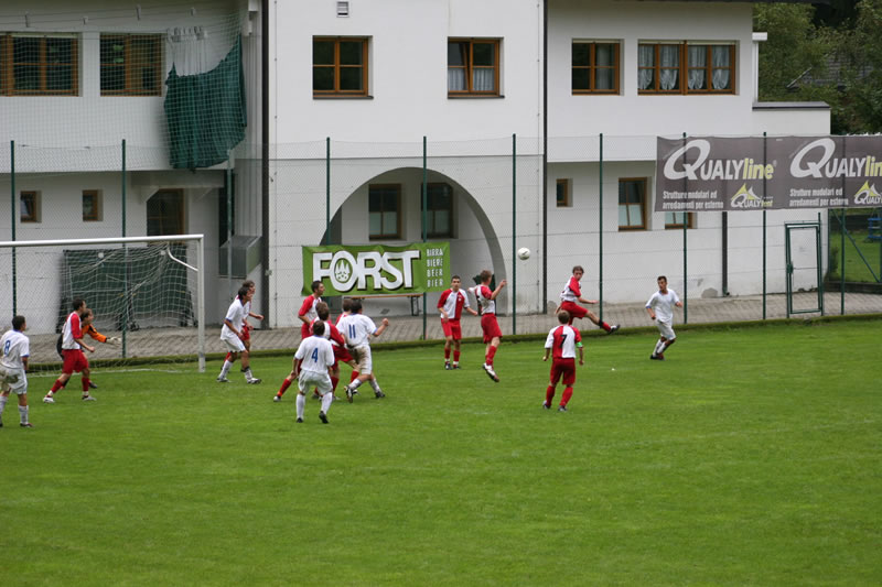 gal/Saison2008-2009- Pokal 1. Runde Hinspiel: Vintl - SV Reischach/2008-08-24 SVR gg. Vintl - Pokalhinspiel 001.jpg
